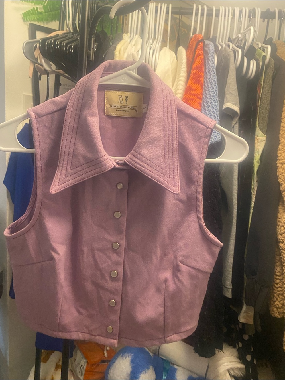 FASHION BRAND COMPANY Lavender Sleeveless Button-Front Vest